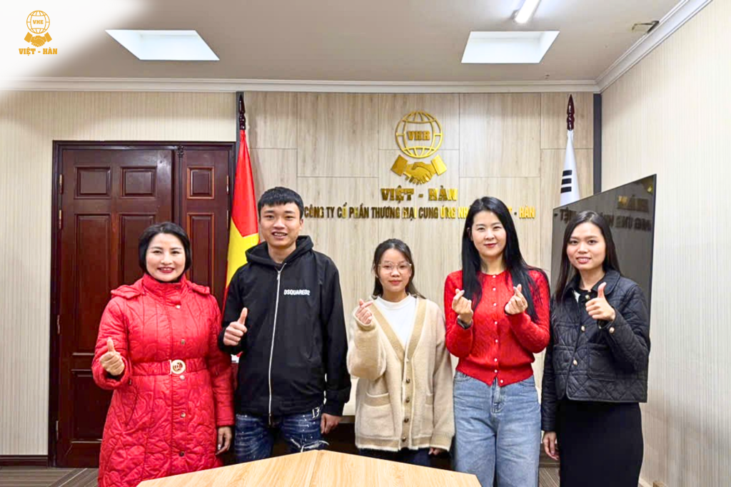 Việt - Hàn là cầu nối kết nối trực tiếp nhà trường và học sinh