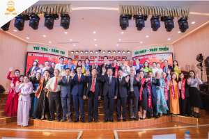 Việt Hàn được vinh danh “Thương hiệu đổi mới sáng tạo năm 2025” tại Gala Chào Xuân 2026